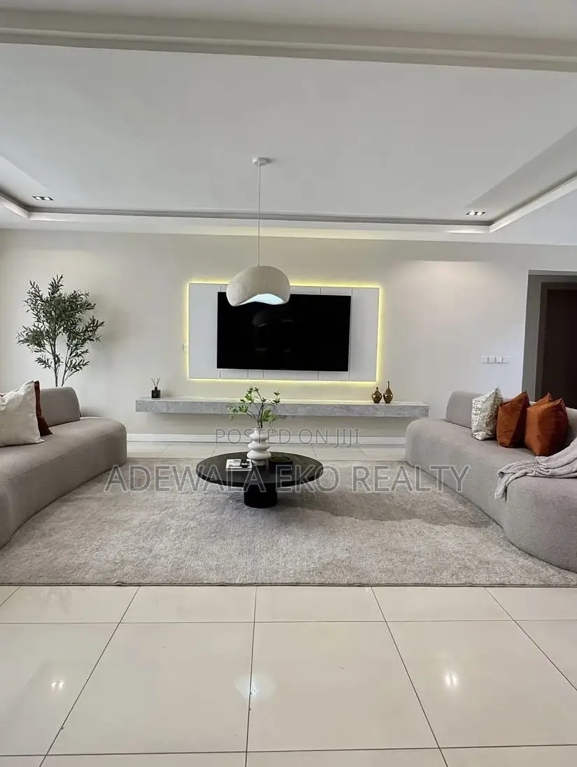 Luxury 3-Bedroom in Oniru, Victoria Island – Pool, 24/7 Power WiFi