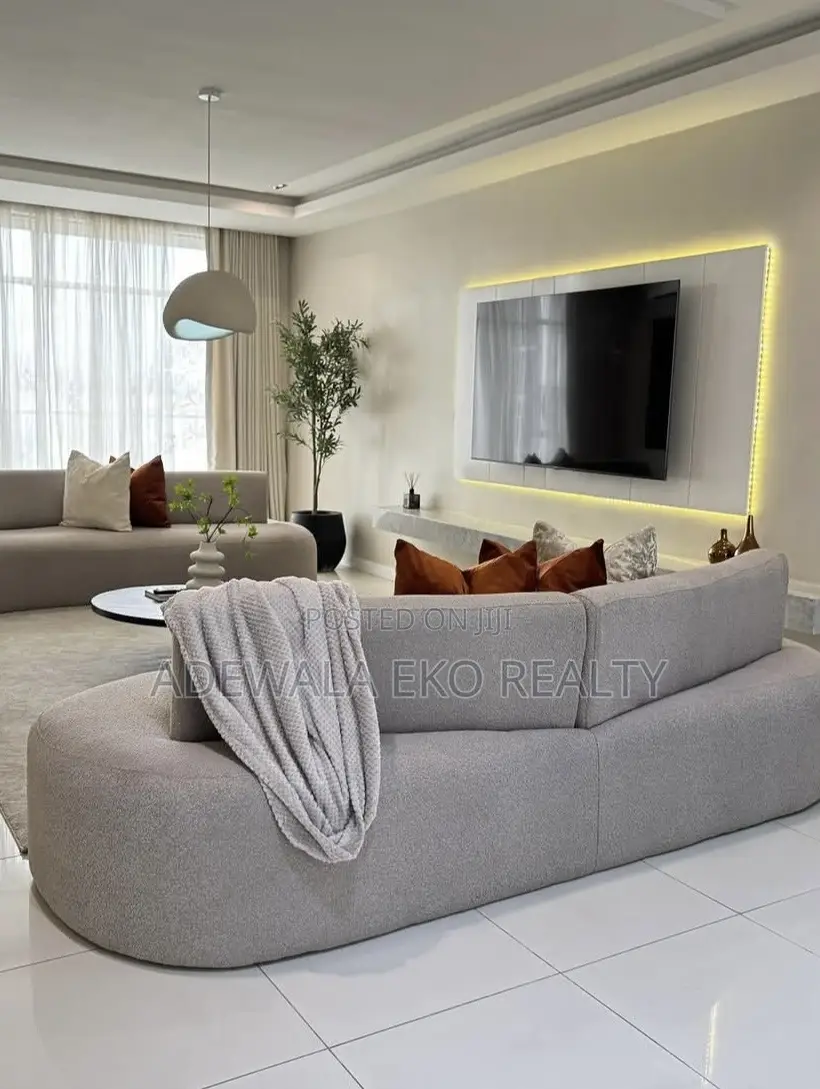 Luxury 3-Bedroom in Oniru, Victoria Island – Pool, 24/7 Power WiFi