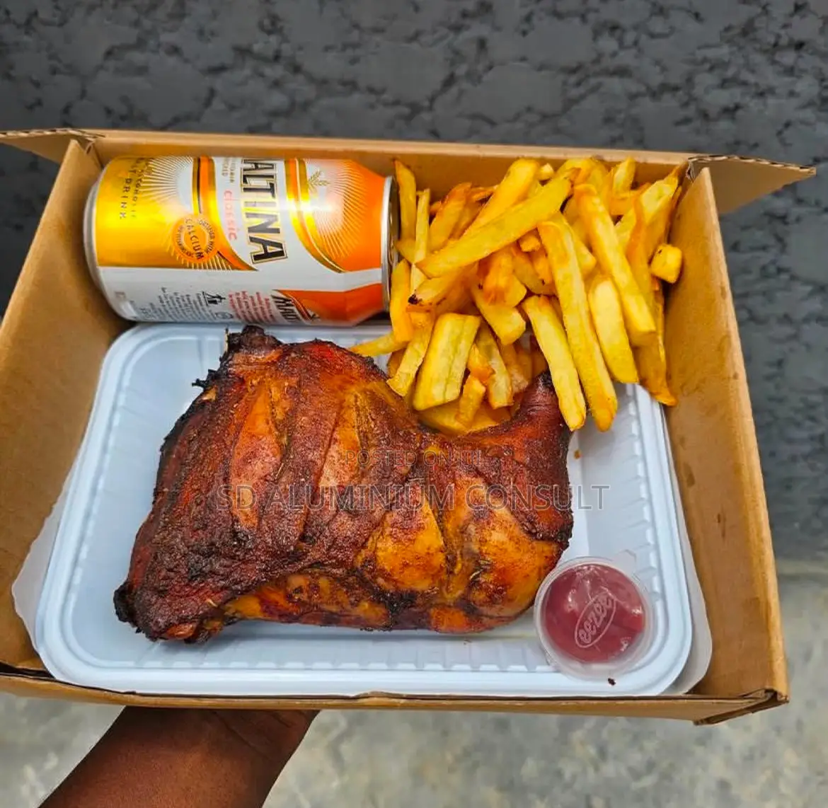Grilled Chicken and Chips Combo Box