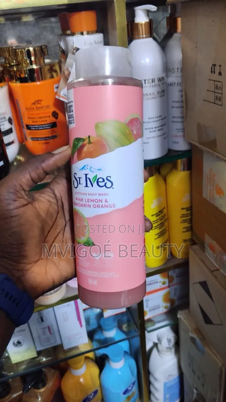 St Ives Exfoliating Body Wash