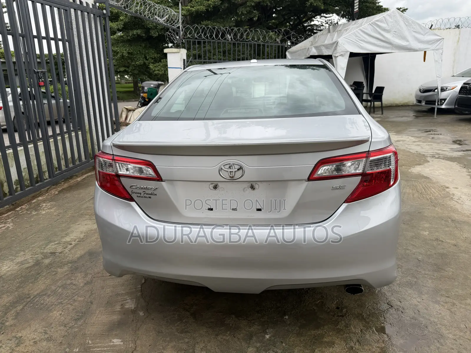 Toyota Camry SE 4dr Sedan (2.5L 4cyl 6A) 2012 Silver