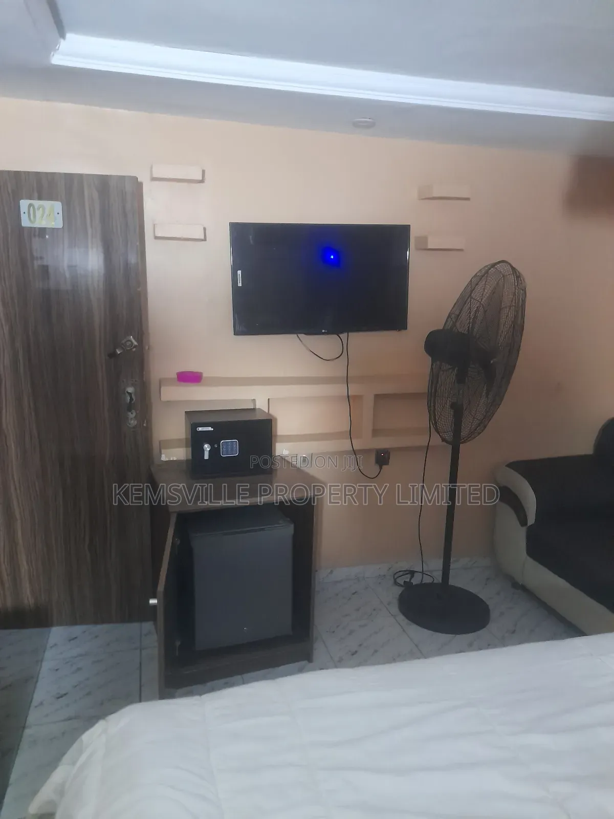 Executive Hotel for Lease