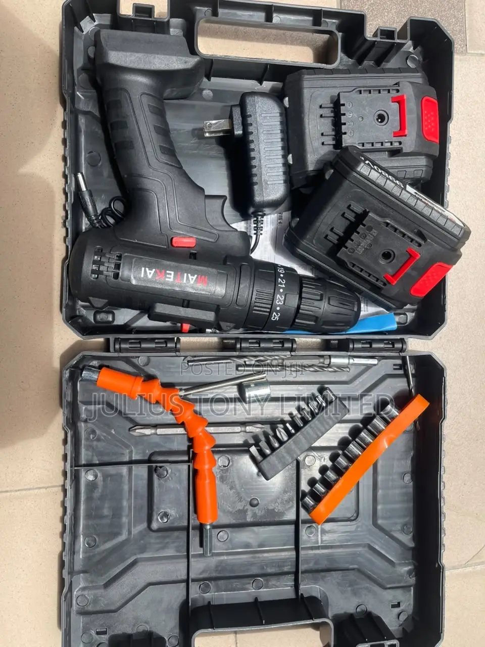 Cordless Rechargeable Drill Driver Set With 2 Batteries Accessories