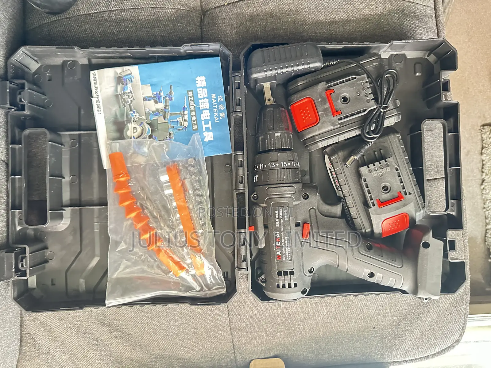 Cordless Rechargeable Drill Driver Set With 2 Batteries Accessories