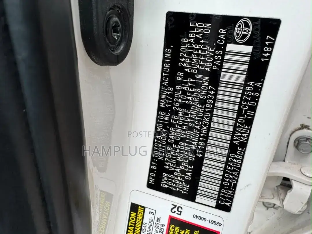 Toyota Camry 2019 White