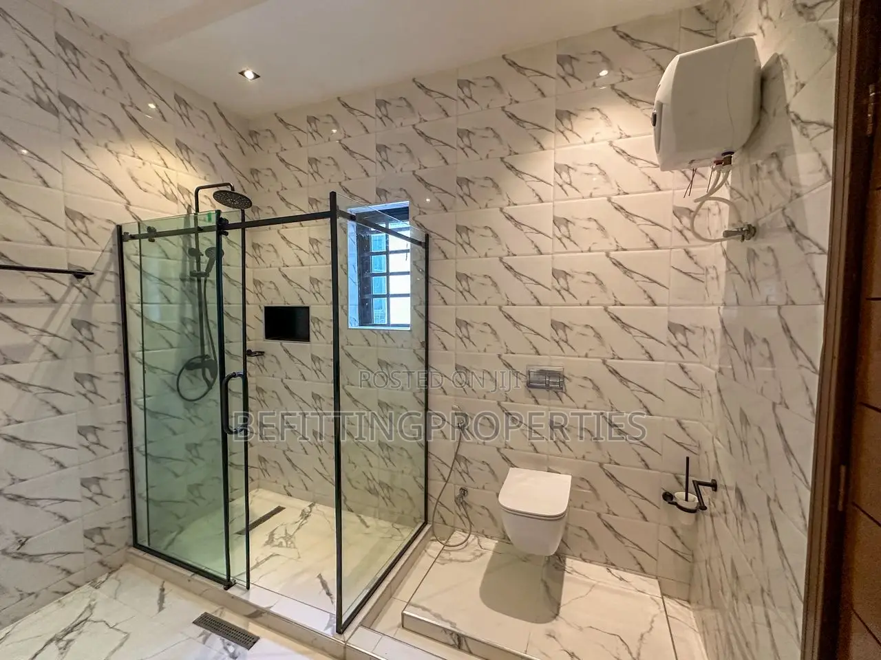 5bdrm Duplex in Lekki for sale