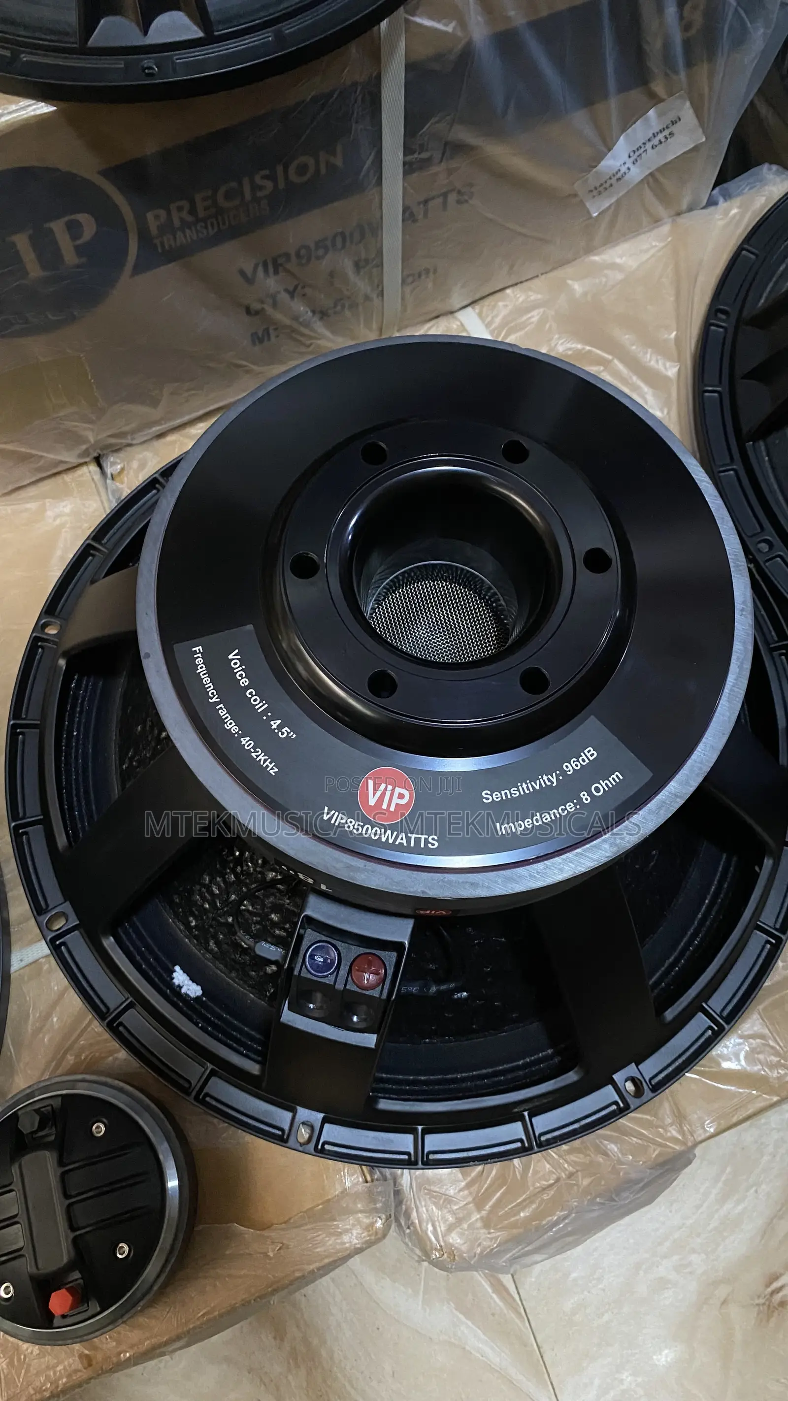 VIP Naked Speaker 18 Inches