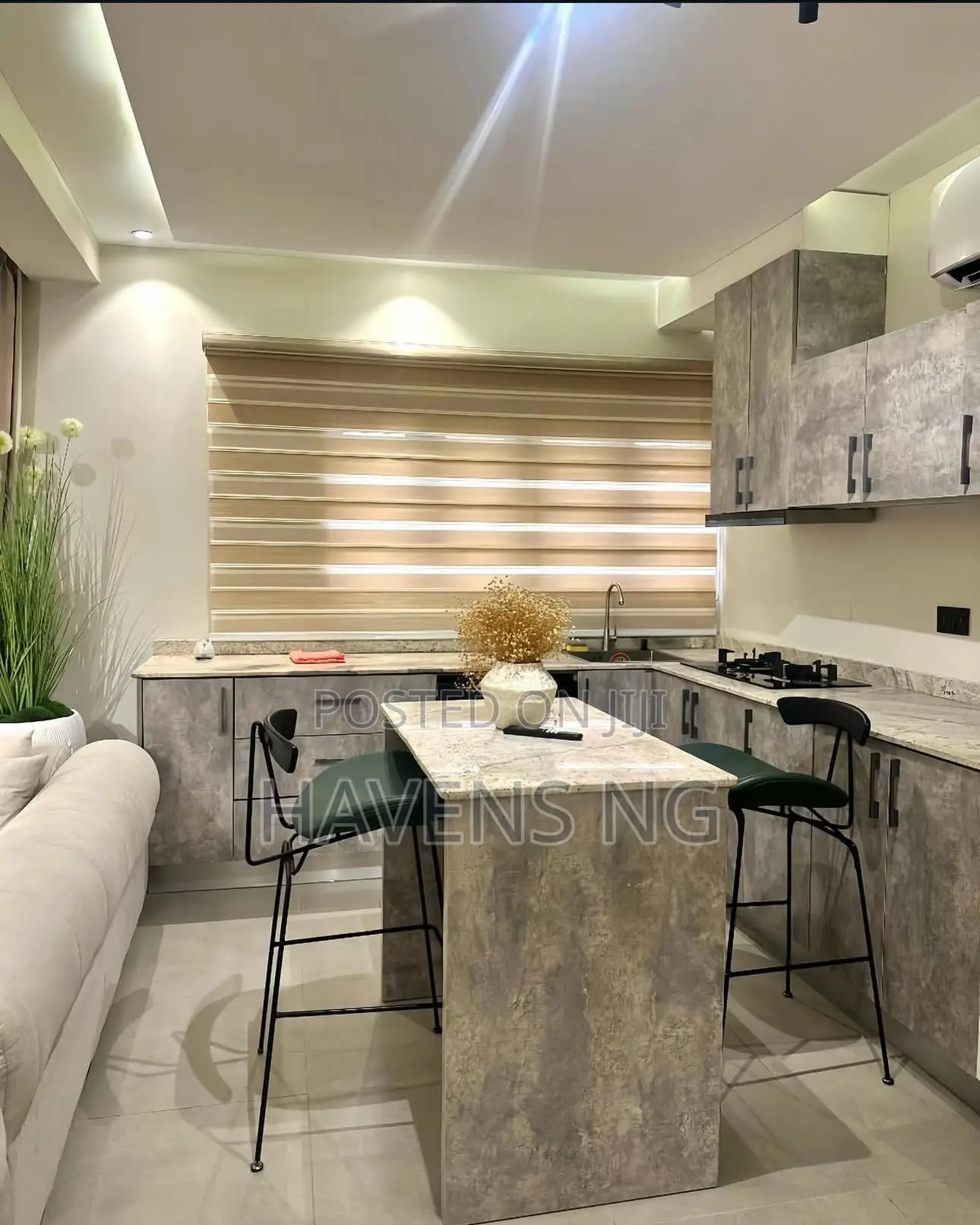 Cozy 1-Bedroom Apartment for Short Let