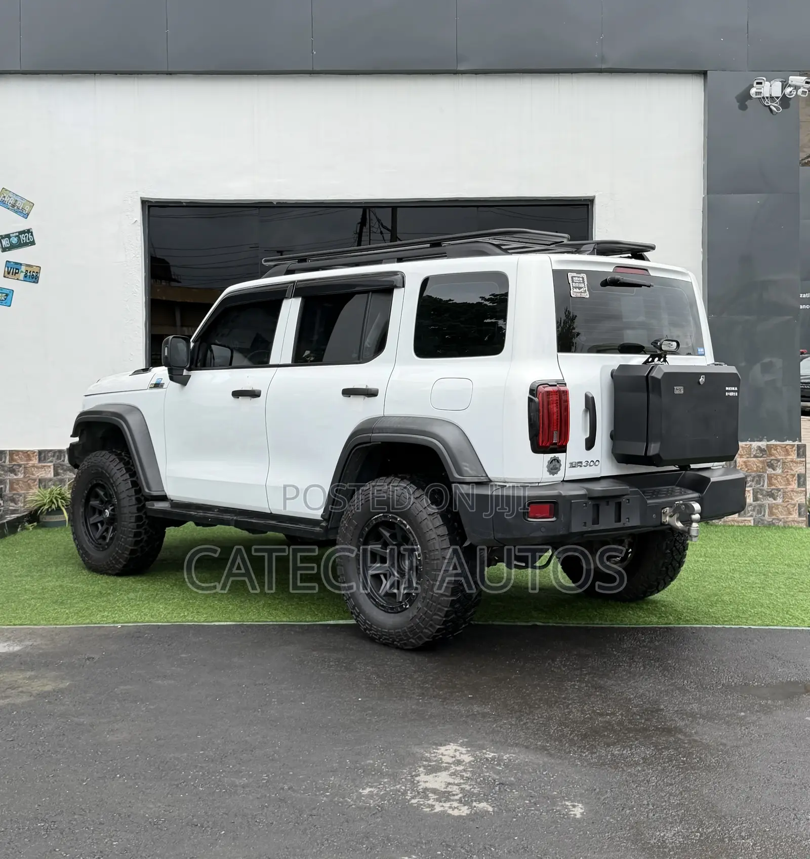 Car 2022 White