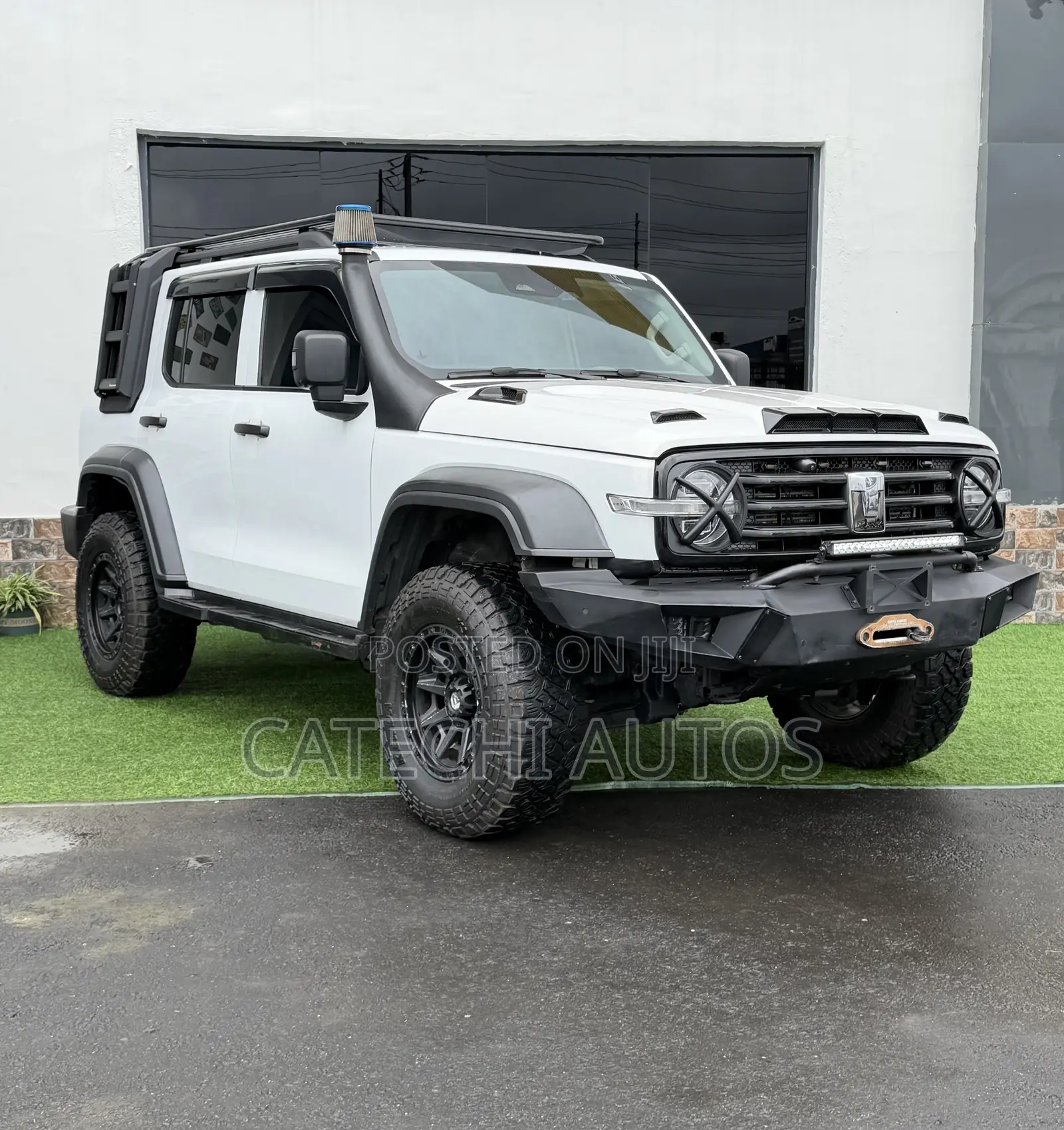 Car 2022 White