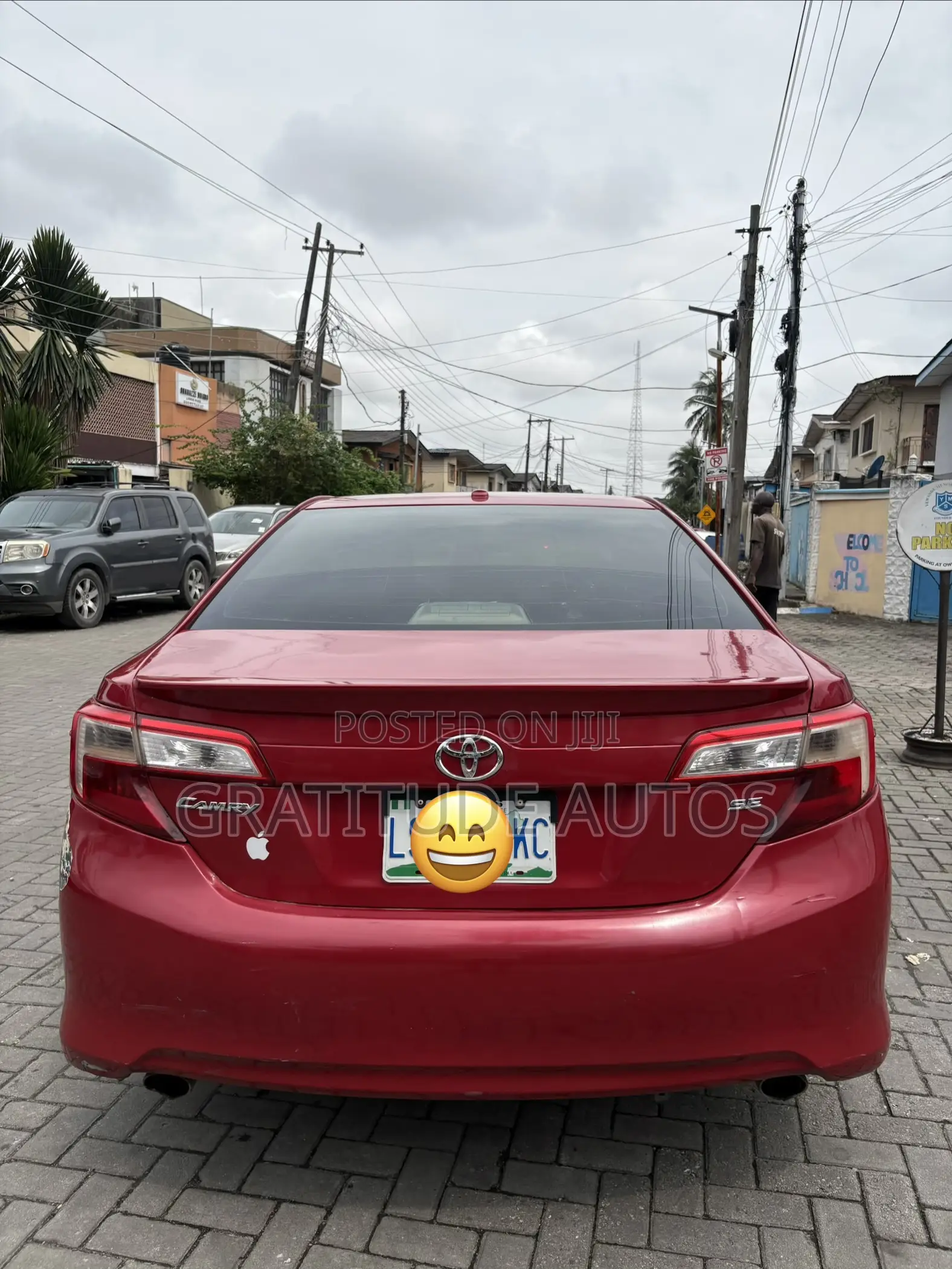 Toyota Camry SE V6 4dr Sedan (3.5L 6cyl 6A) 2012 Red