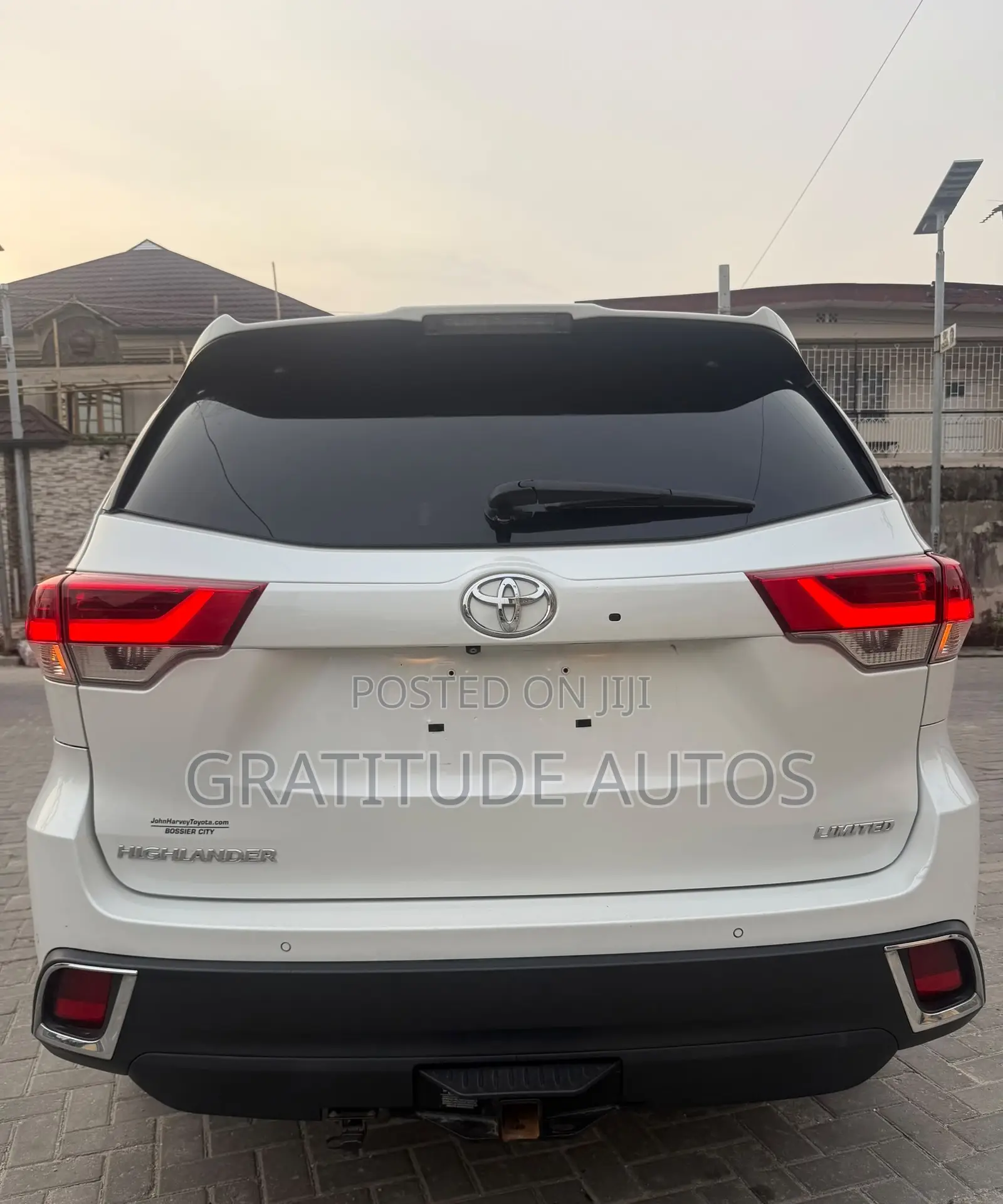 Toyota Highlander Limited 2019 White