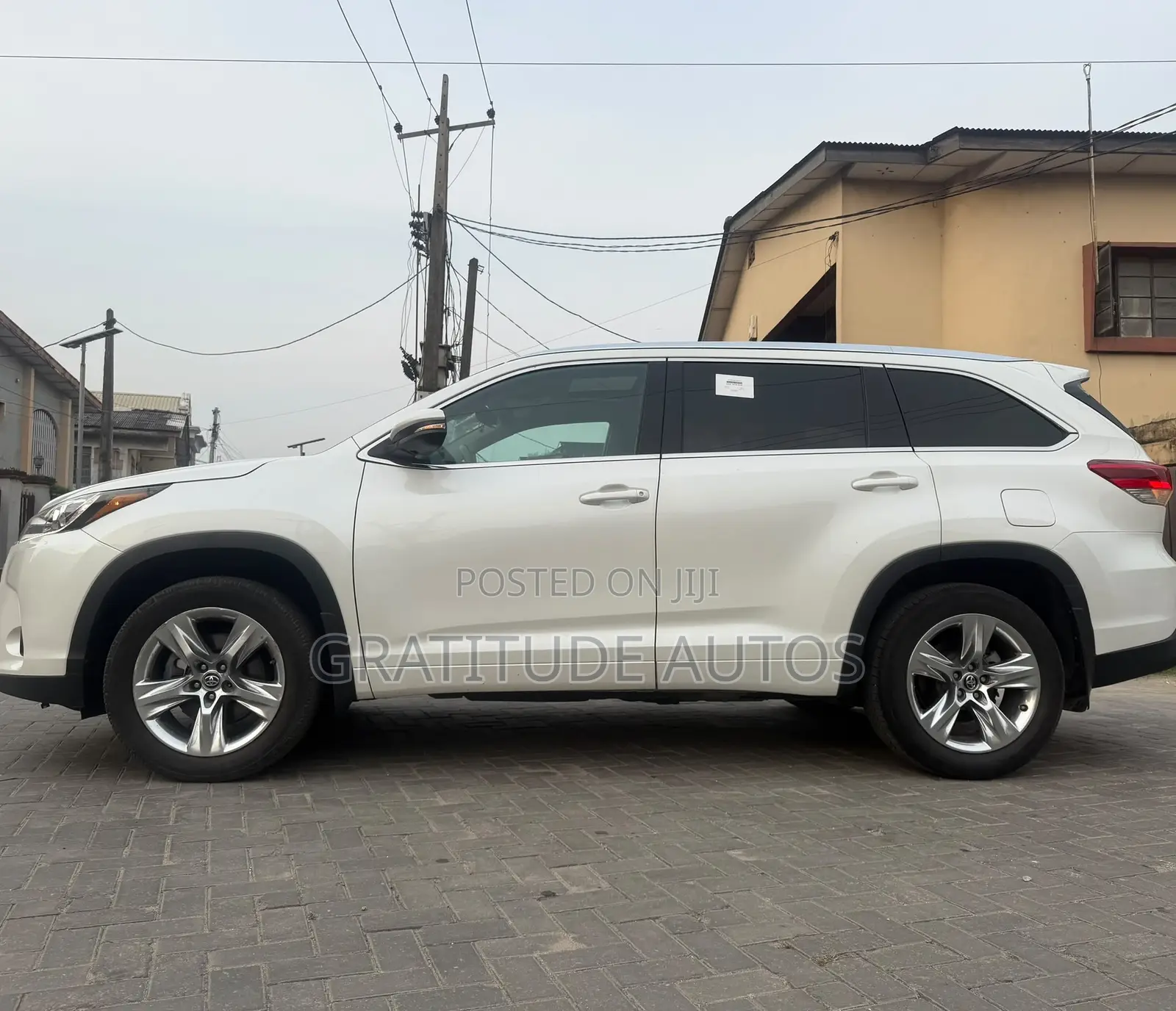 Toyota Highlander Limited 2019 White