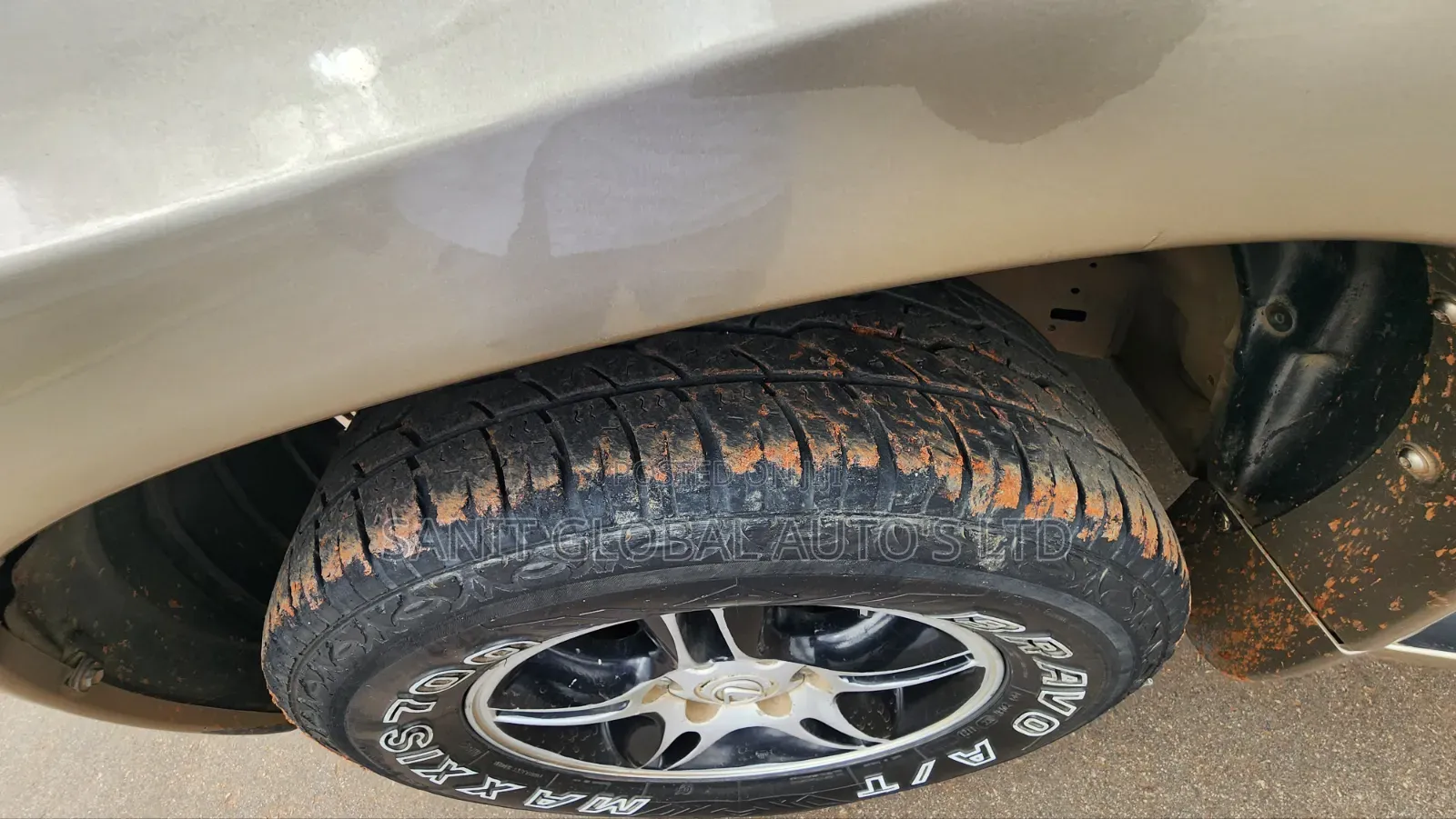 Lexus GX 470 Sport Utility 2006 Gold
