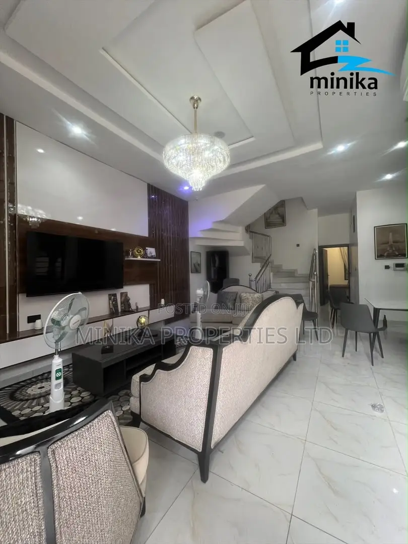 4bdrm Duplex in Ikota for sale
