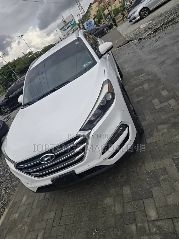 Hyundai Tucson 2016 White