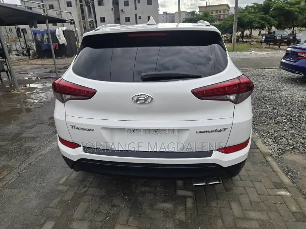 Hyundai Tucson 2016 White