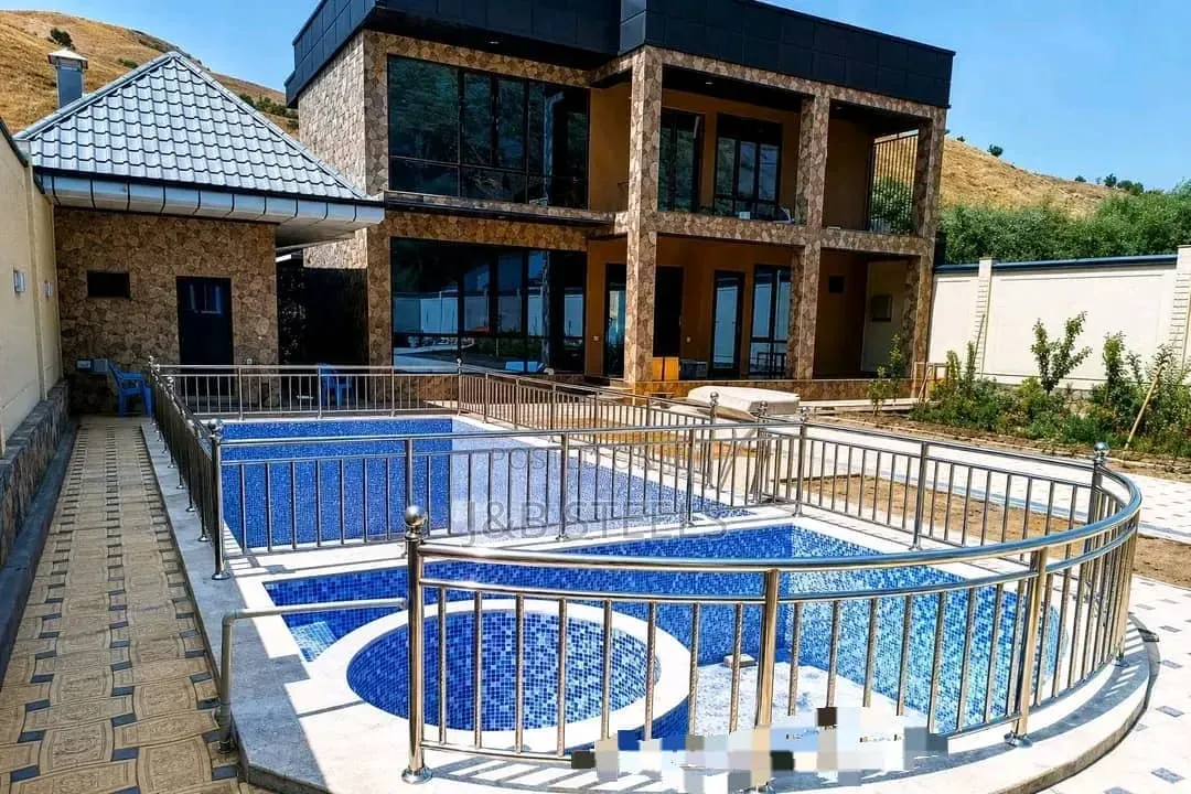 Swimming Pool Handrail