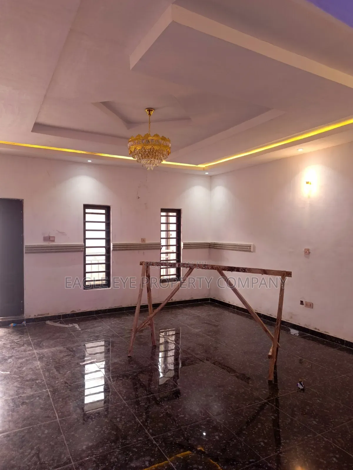 3bdrm Block of Flats in Ayobo for rent