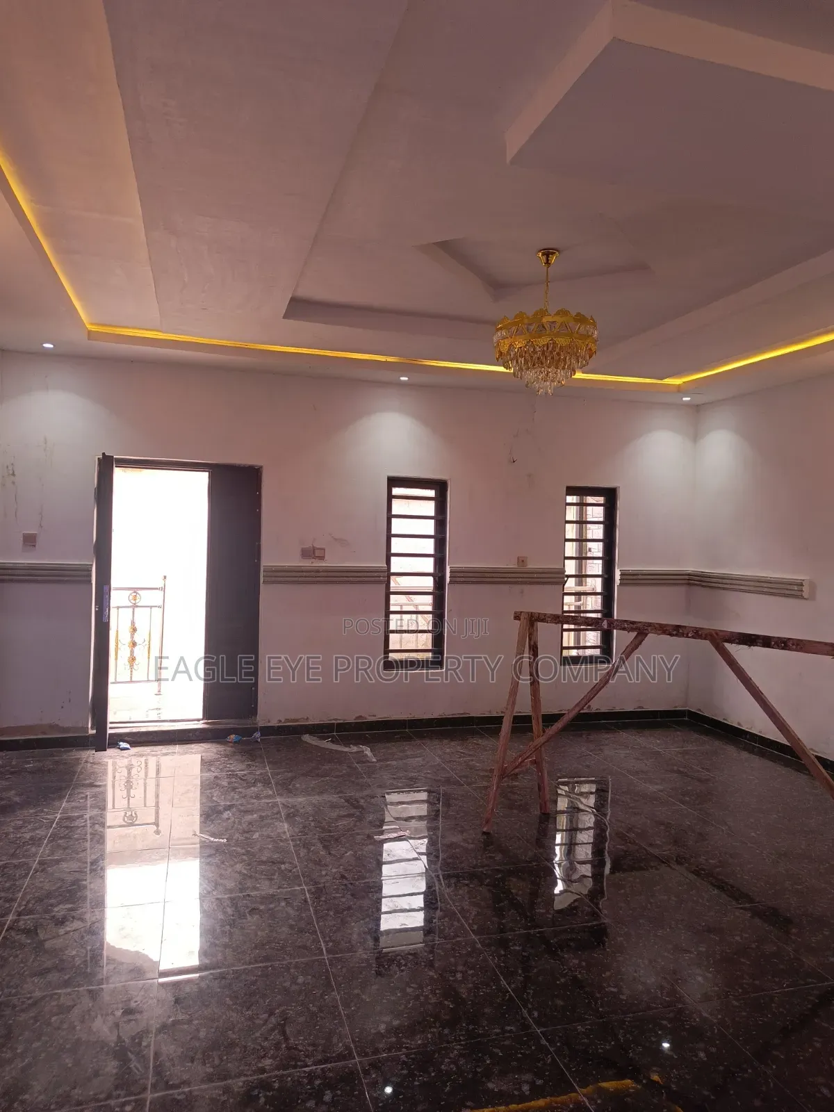 3bdrm Block of Flats in Ayobo for rent