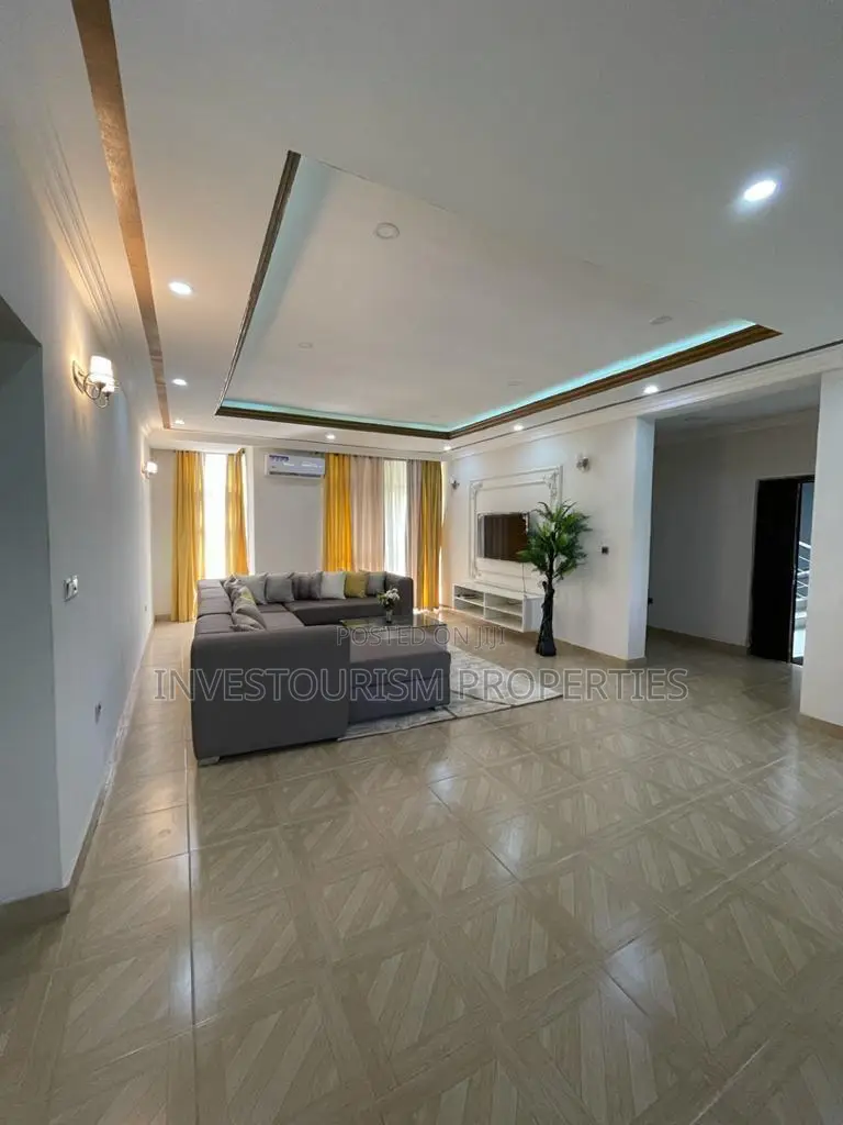 Furnished 2bdrm Apartment in Chevron for rent