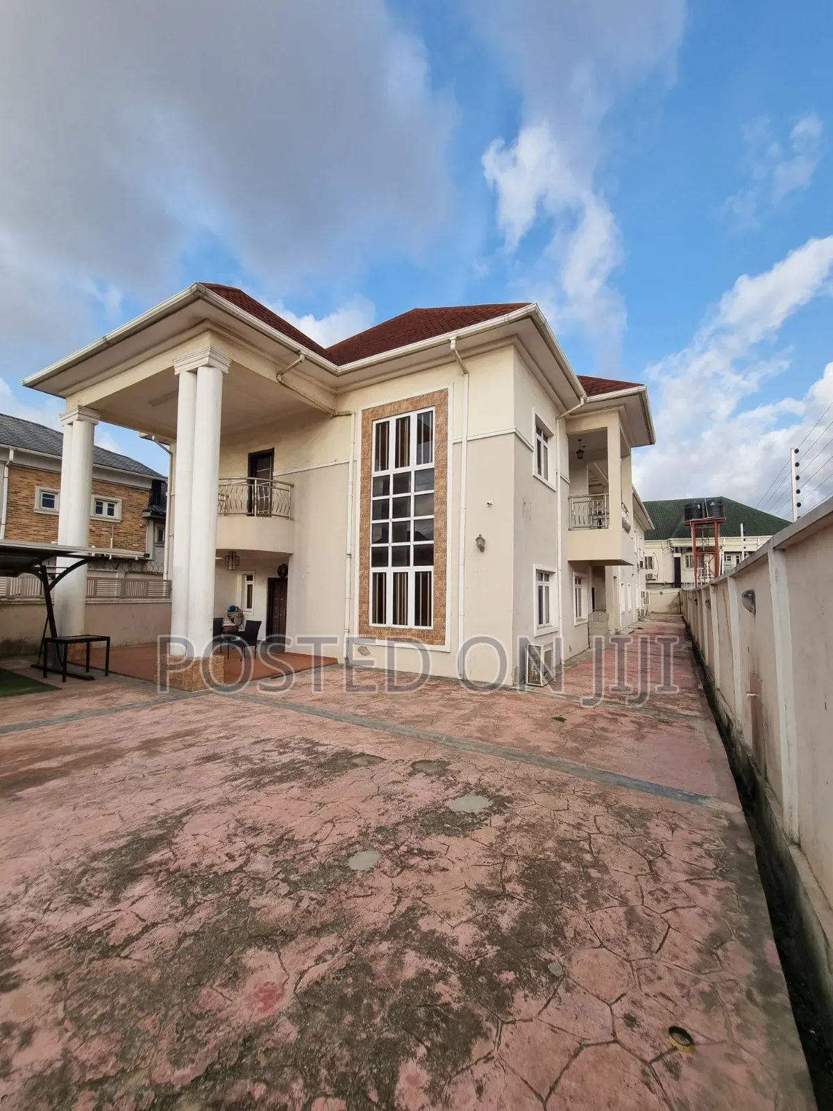 Furnished 12bdrm Duplex in Okota for sale