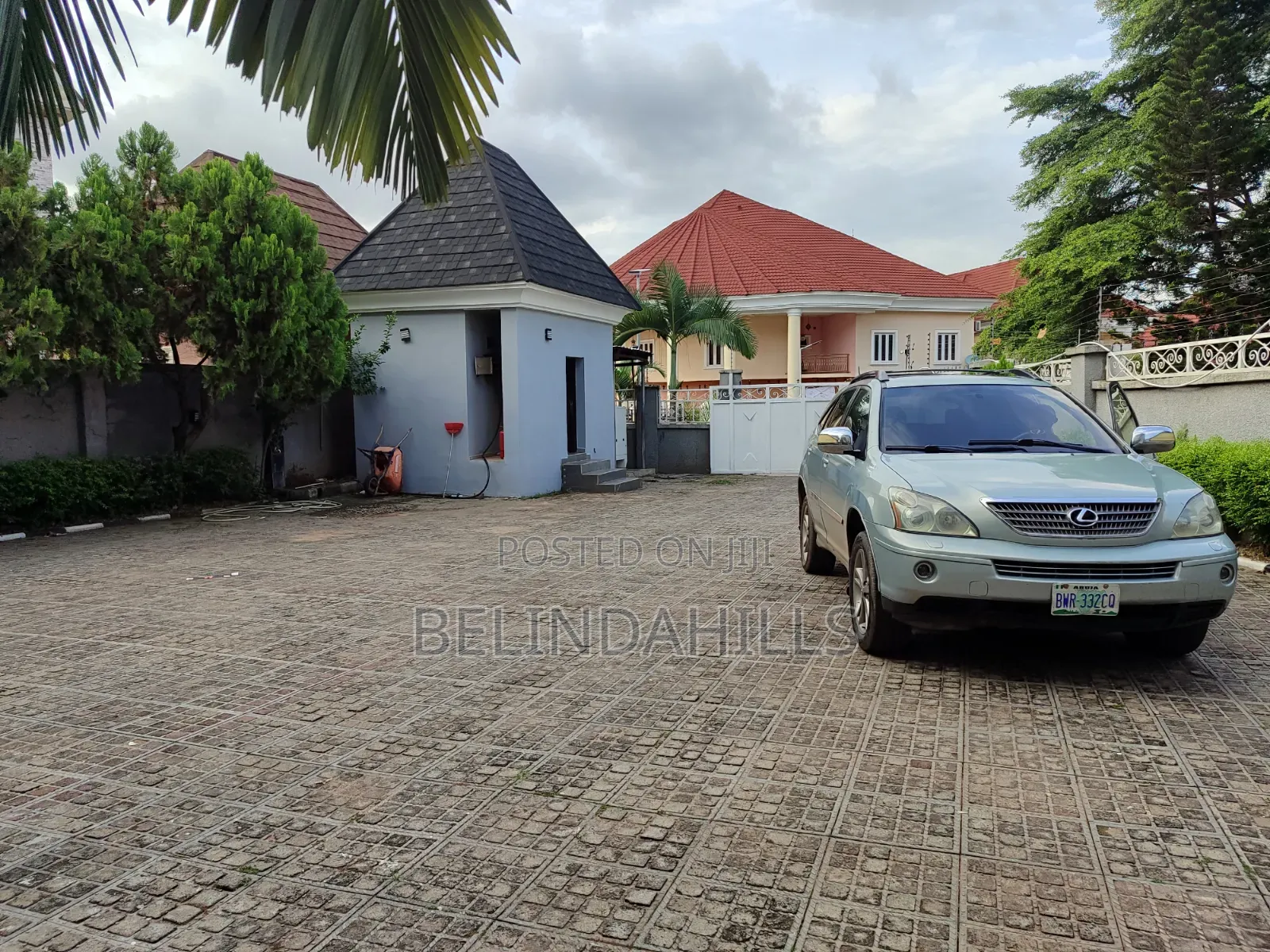 8bdrm Townhouse / Terrace in Jabi for rent