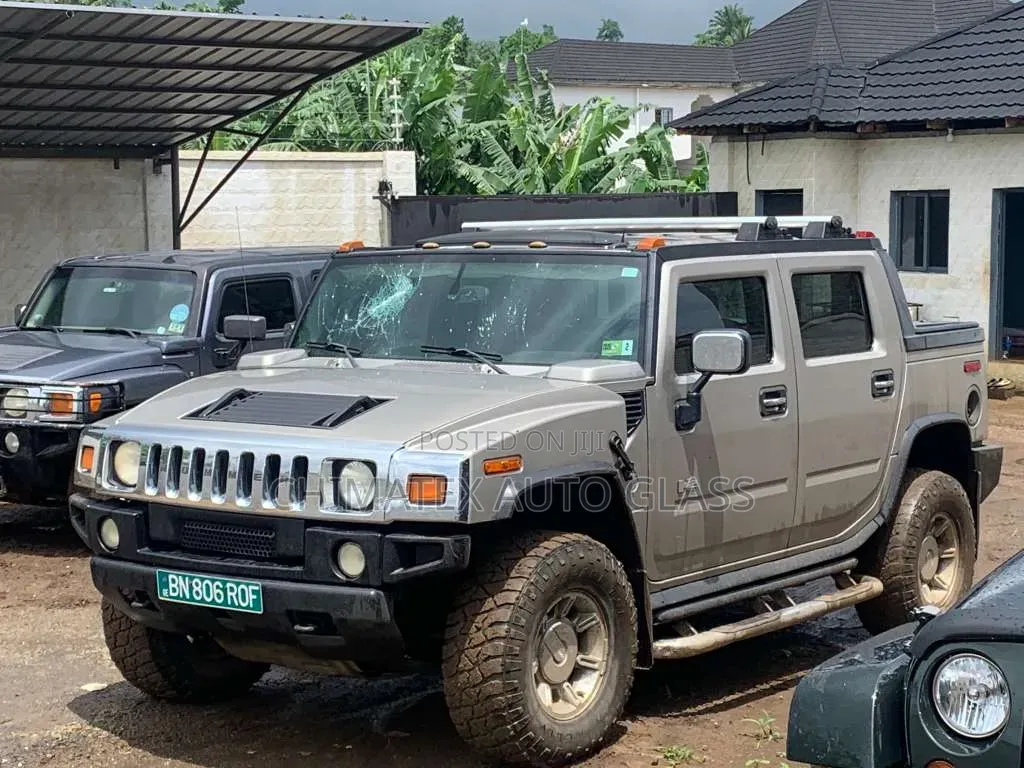 Hummer 2 Jeep Windscreen Glass Available Installed at Chimatex
