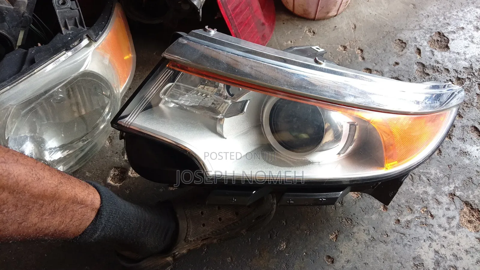 2012 Ford Edge Headlight