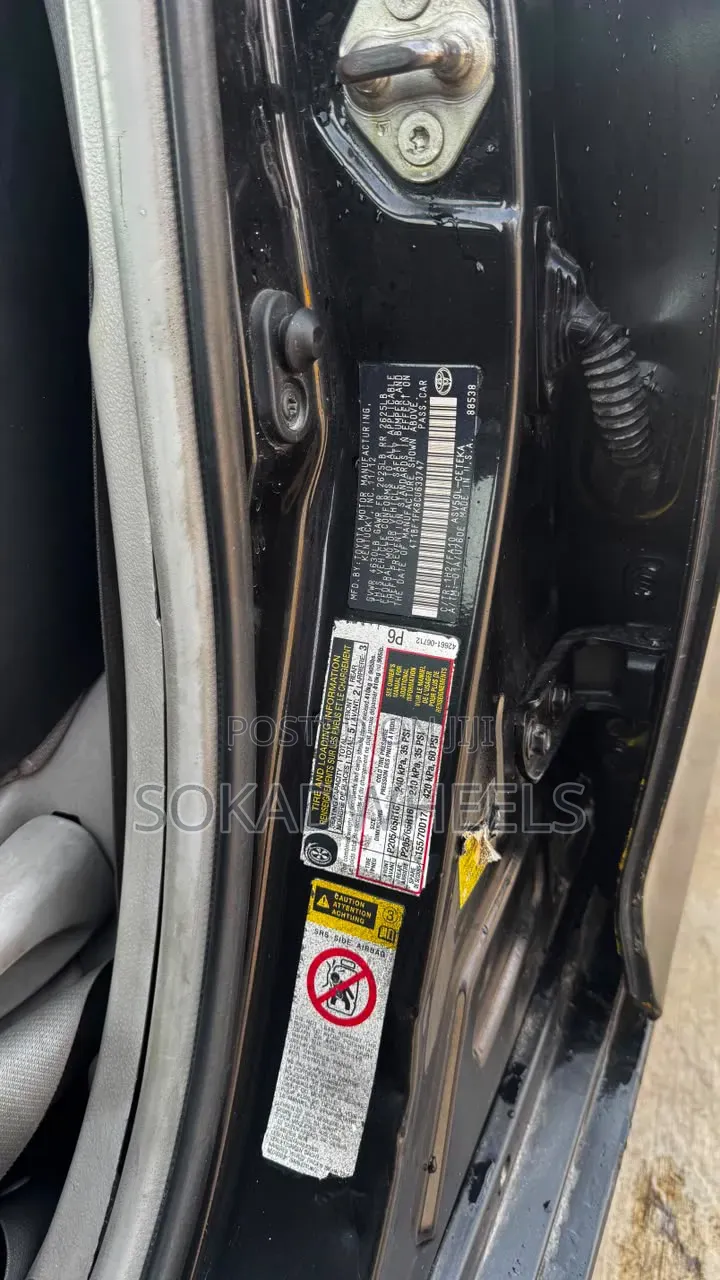 Toyota Camry LE 4dr Sedan (2.5L 4cyl 6A) 2013 Black