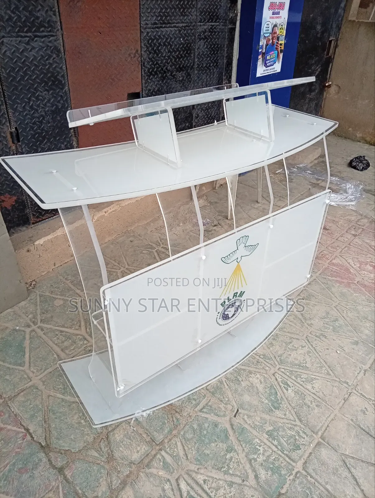 Premium Quality Unbreakable Acrylic Pulpit