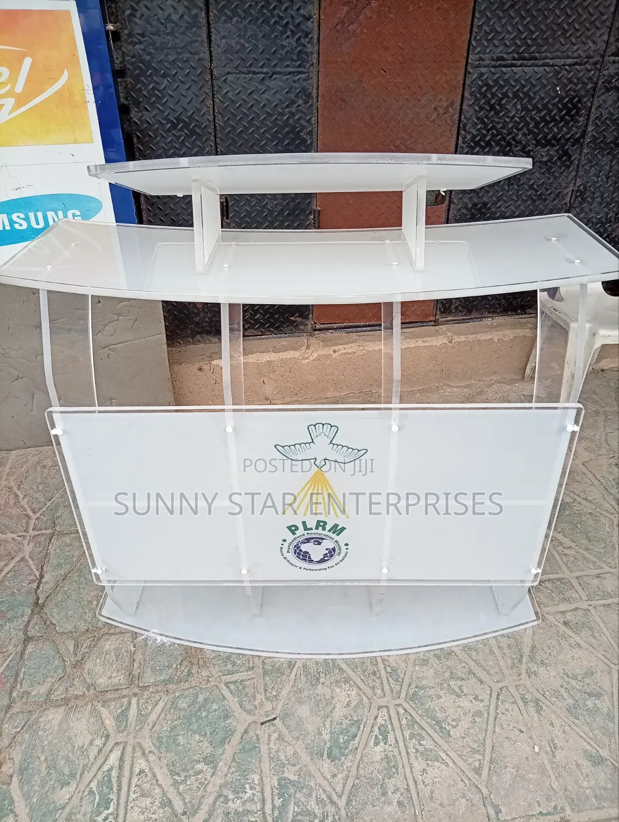 Quality Unbreakable Acrylic Winners Pulpit