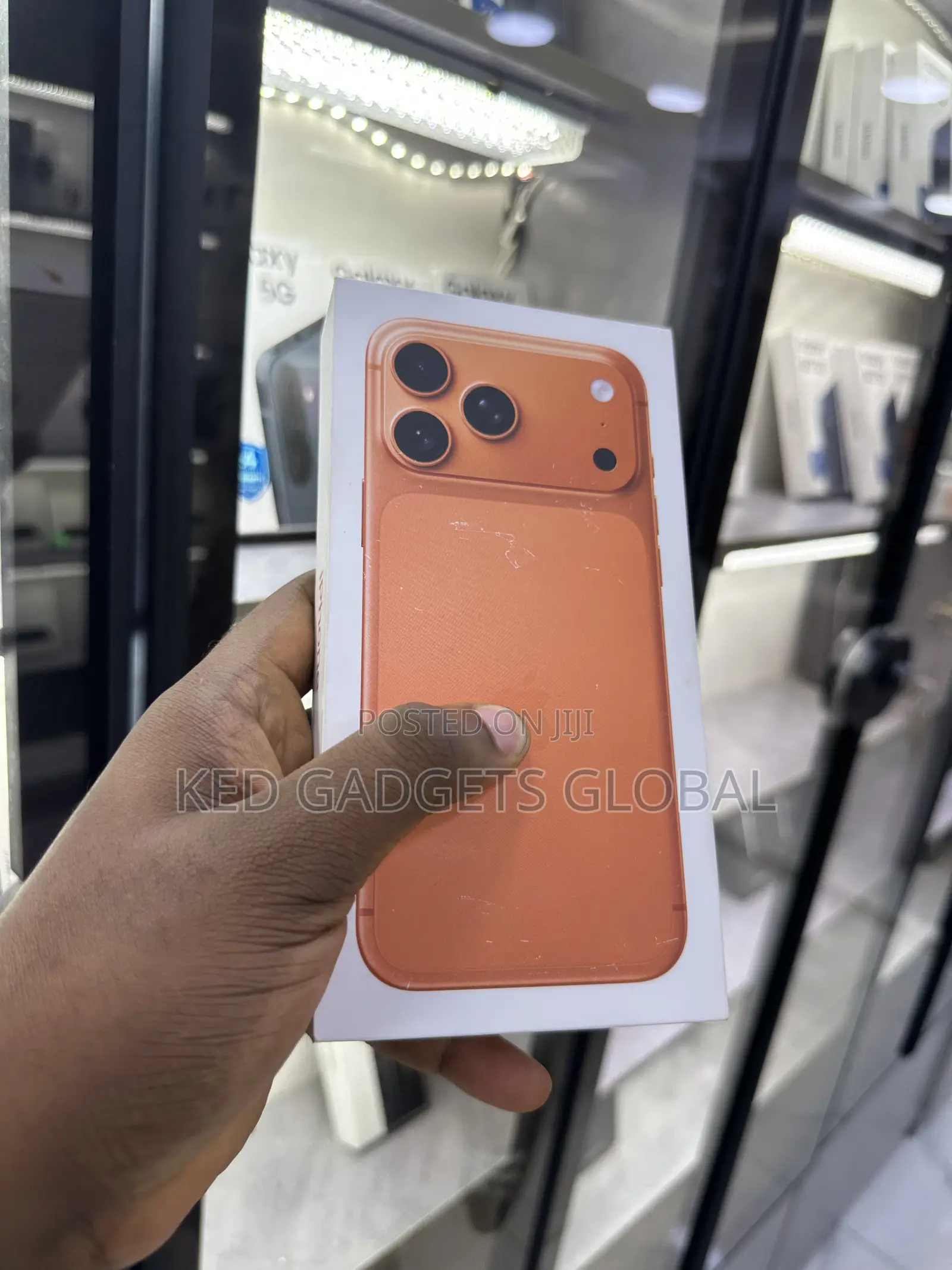 New Apple iPhone 17 Pro Max 256 GB Orange