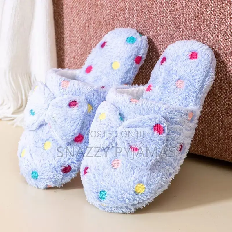 Polka Dot Plush Bow Slippers - Cozy Indoor House Shoes