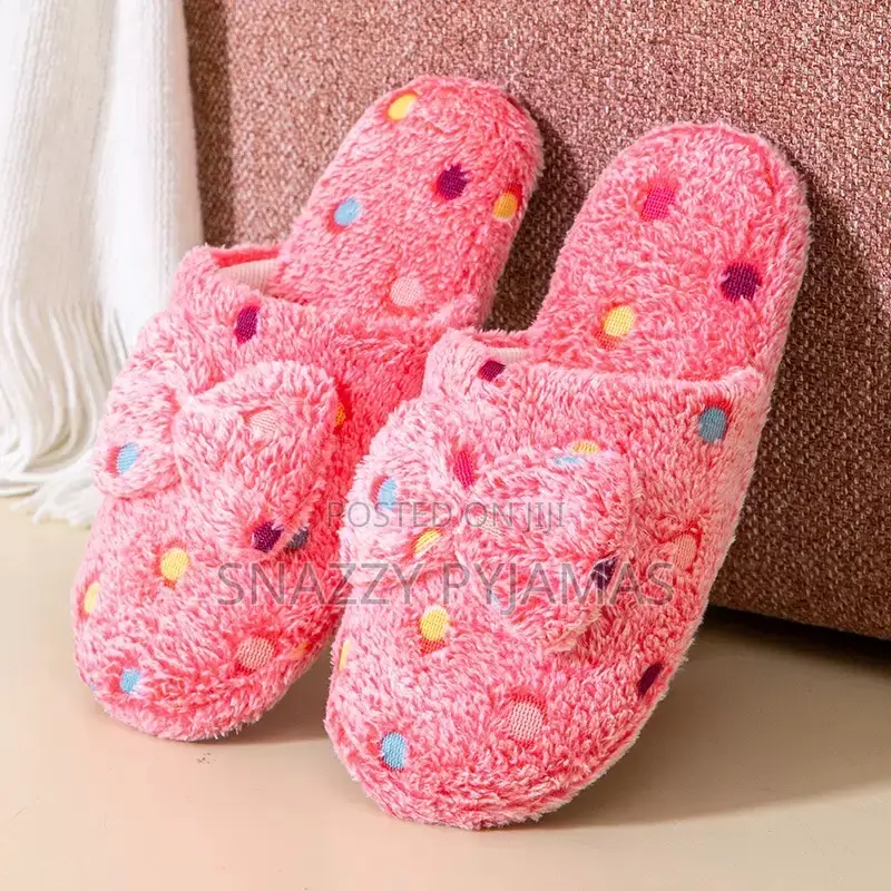 Polka Dot Plush Bow Slippers - Cozy Indoor House Shoes