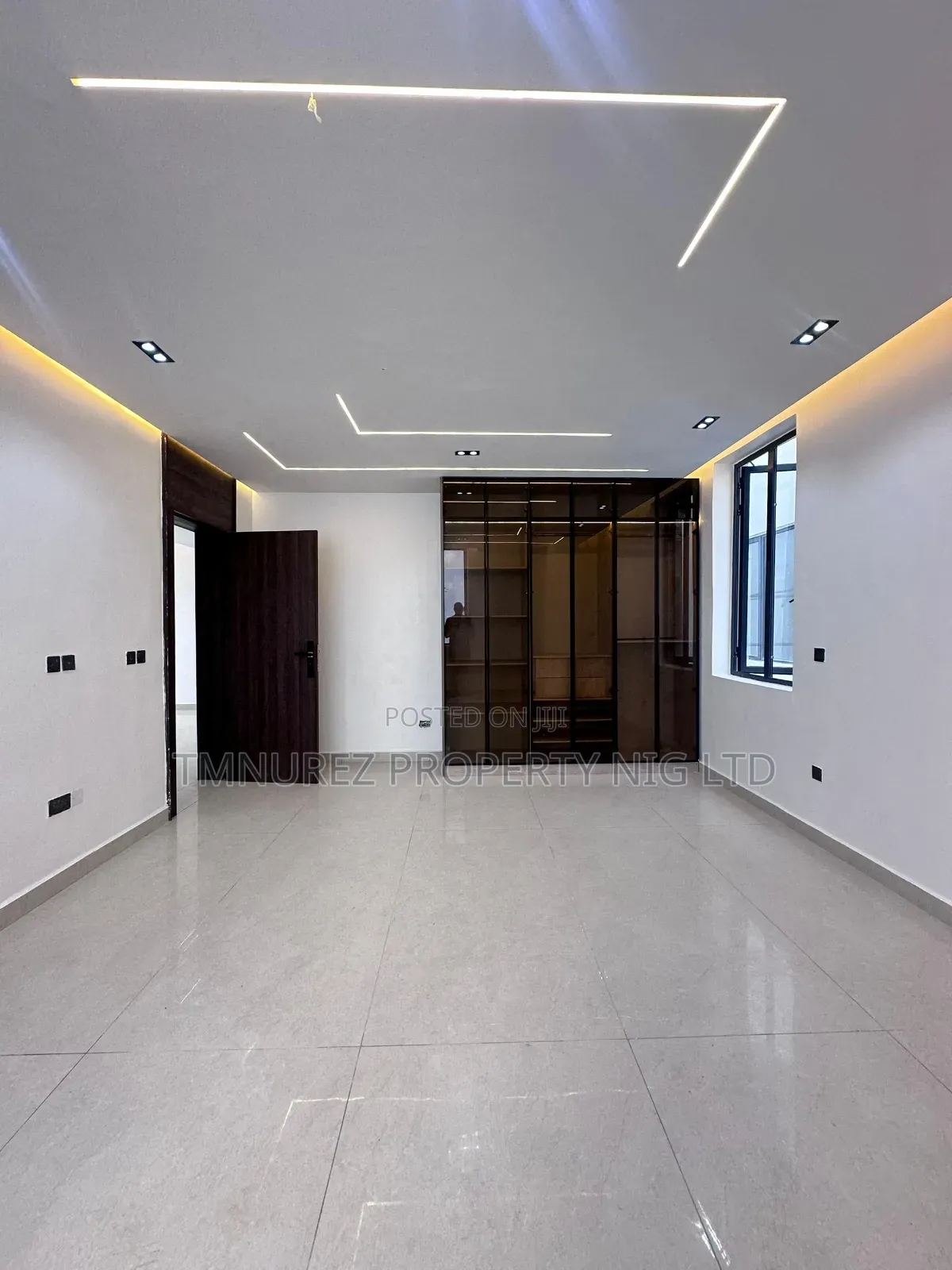 6bdrm Duplex in Lekki for sale