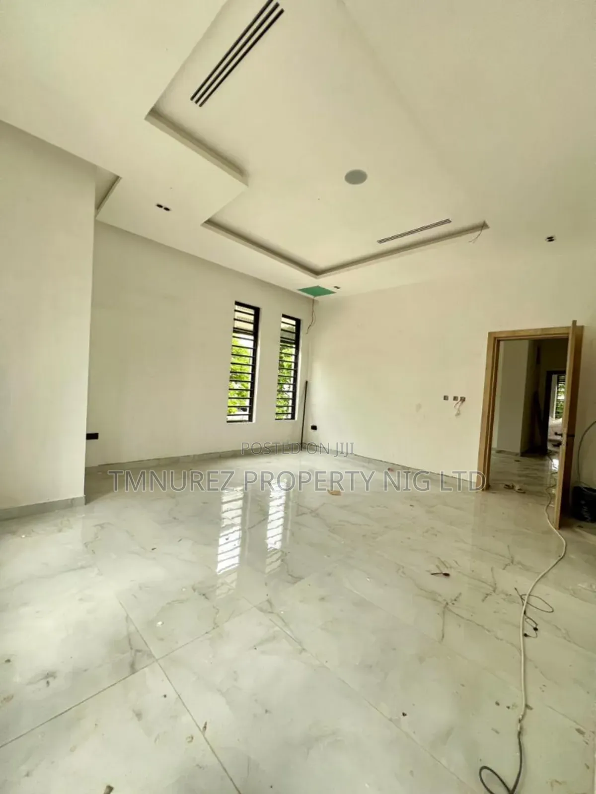 6bdrm Duplex in Victoria Island for sale