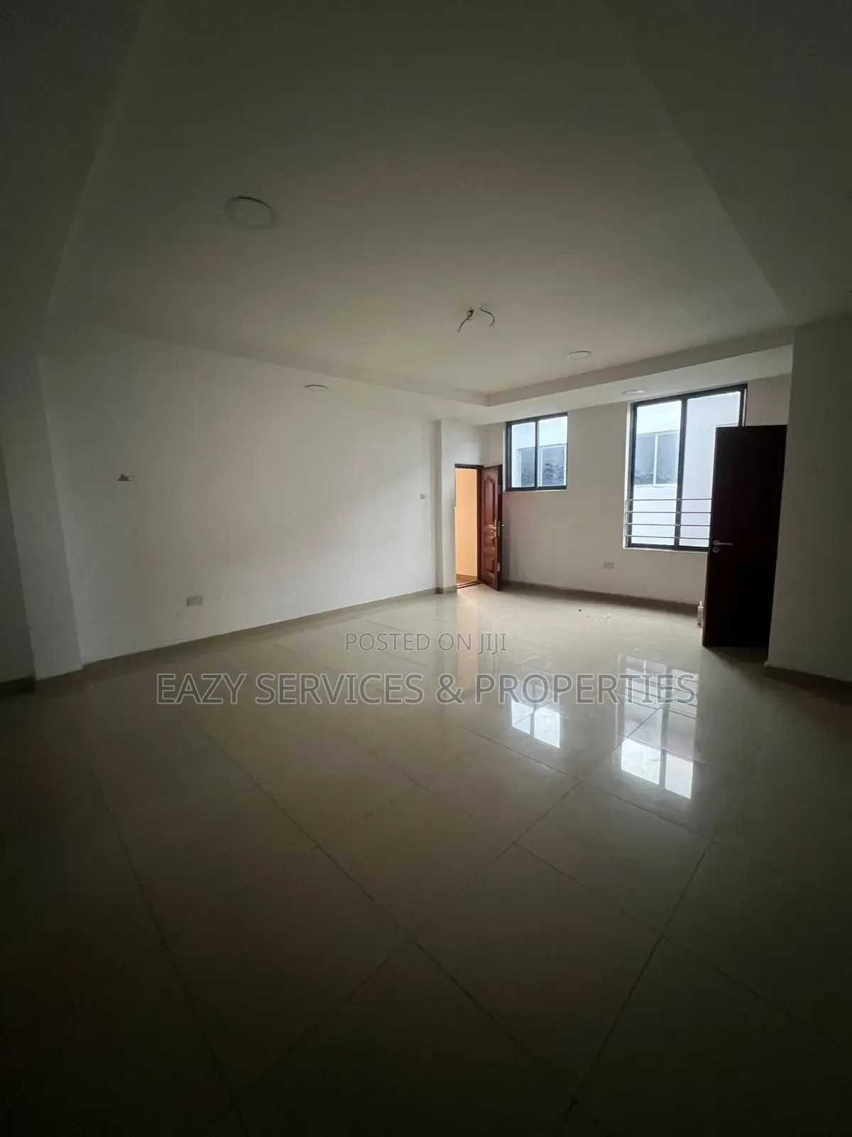 3bdrm Apartment in Gated And Secured, Lekki Phase 1 for rent