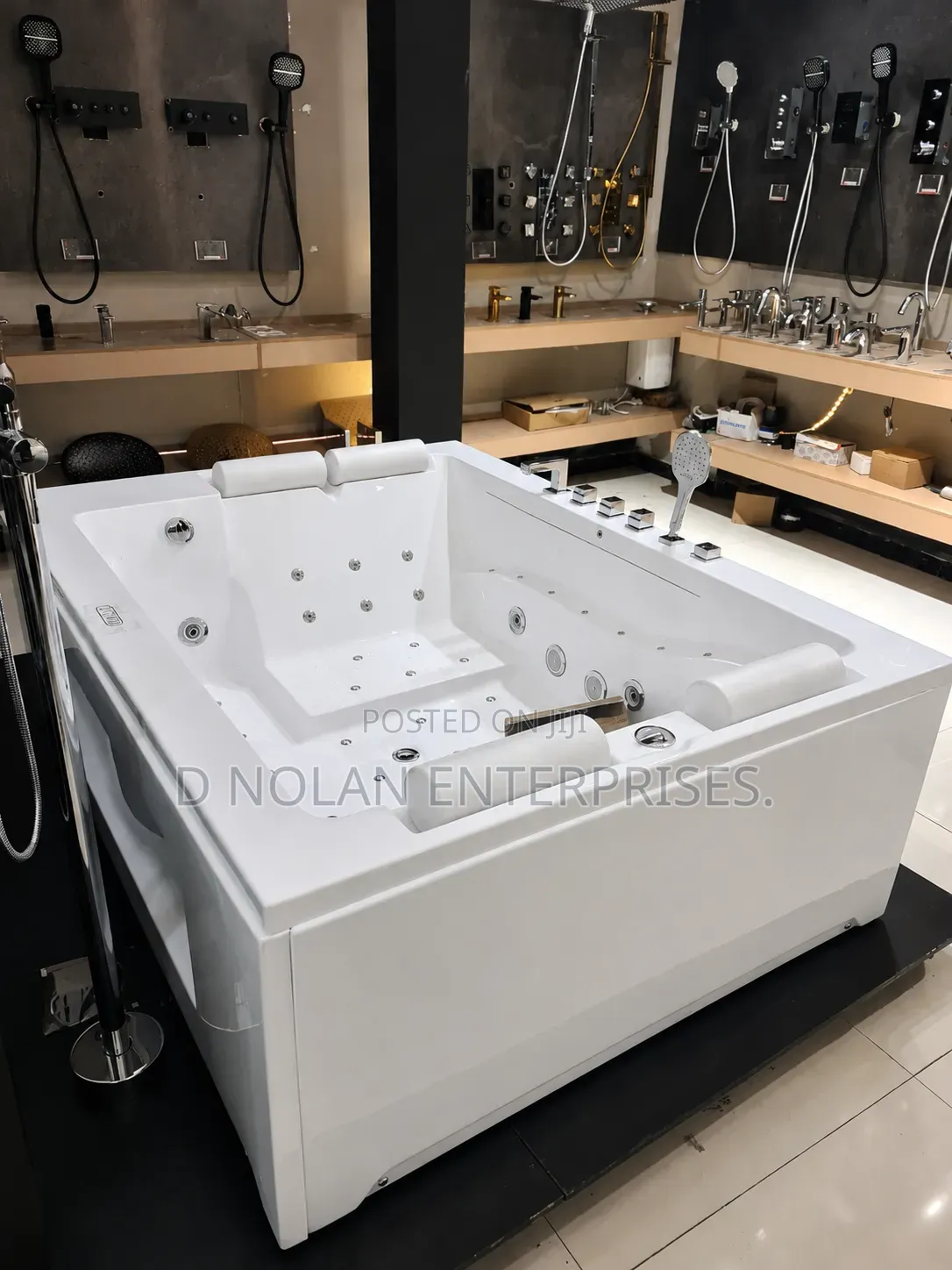190cm X 142cm Double Jacuzzi
