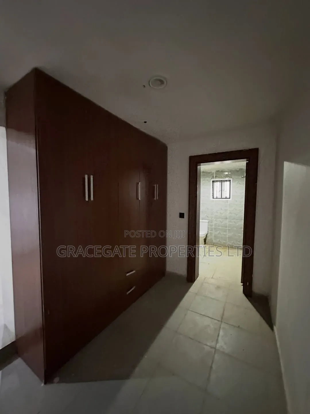 2bdrm Block of Flats in Asokoro, Life Camp for rent