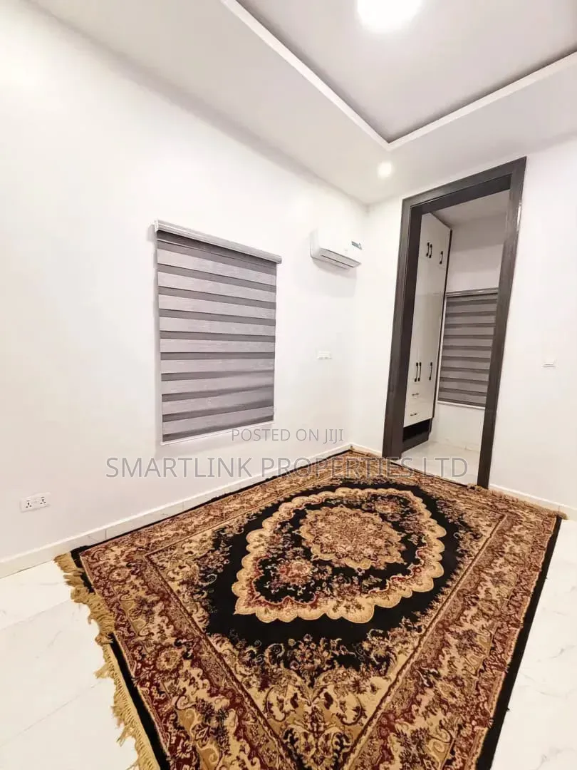 3bdrm Apartment in Wuye Main, Abuja for sale