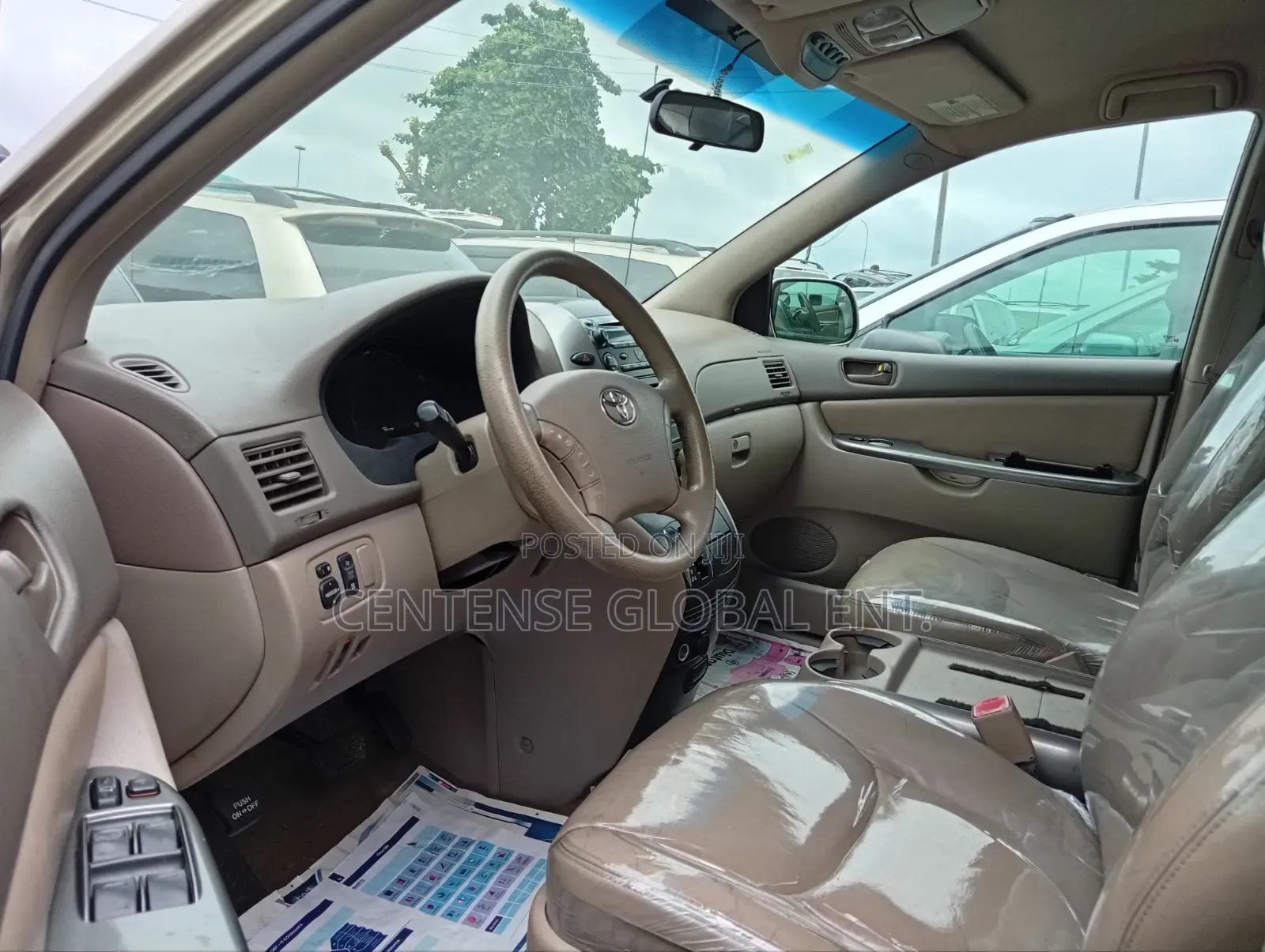Toyota Sienna 2006 Gold