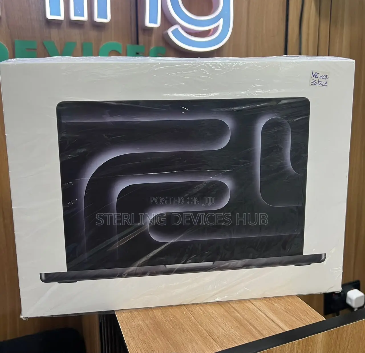 New Laptop Apple MacBook Pro 2026 M5 Max 36GB Apple M5 Max SSD 2T