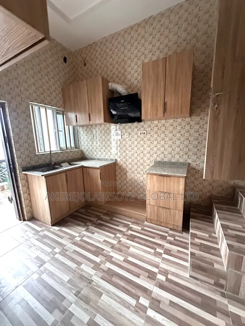 3bdrm Duplex in Asokoro Abuja for rent