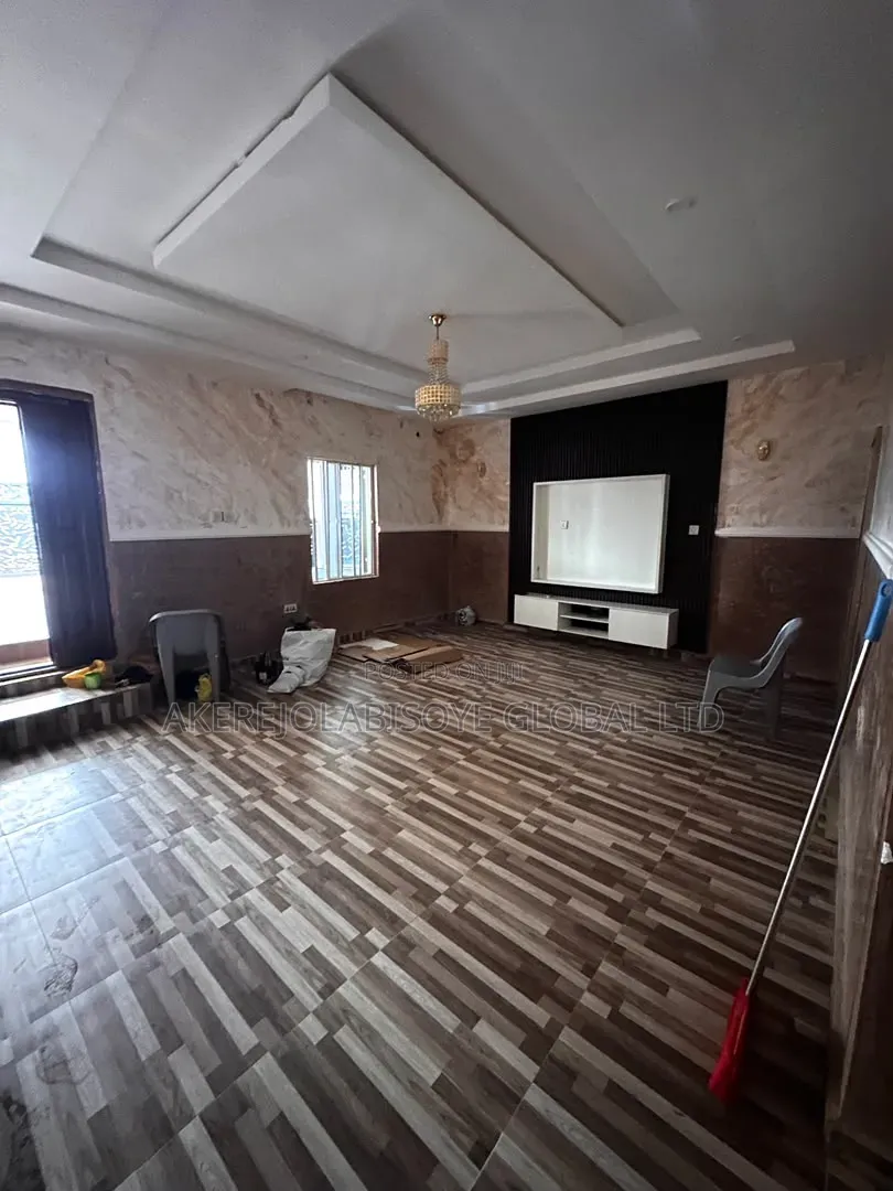 3bdrm Duplex in Asokoro Abuja for rent
