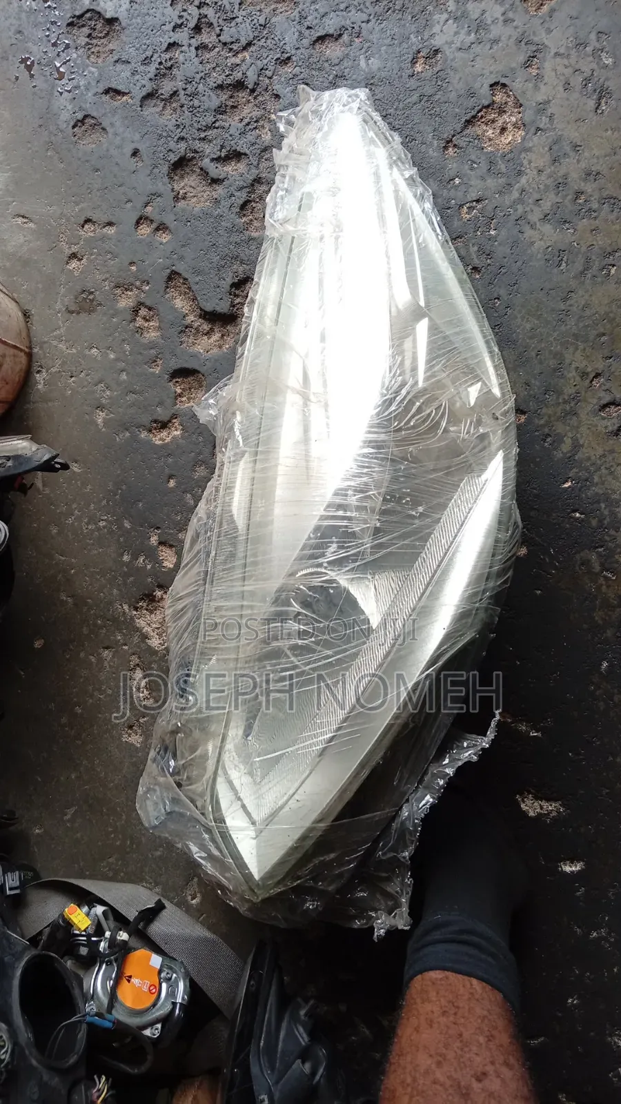 2012 Ford Escape Headlight