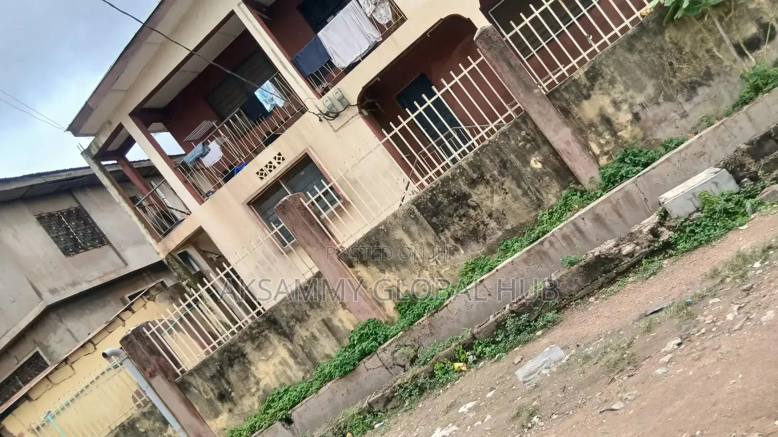 14bdrm Apartment in Agbowo Ui, Ibadan for sale