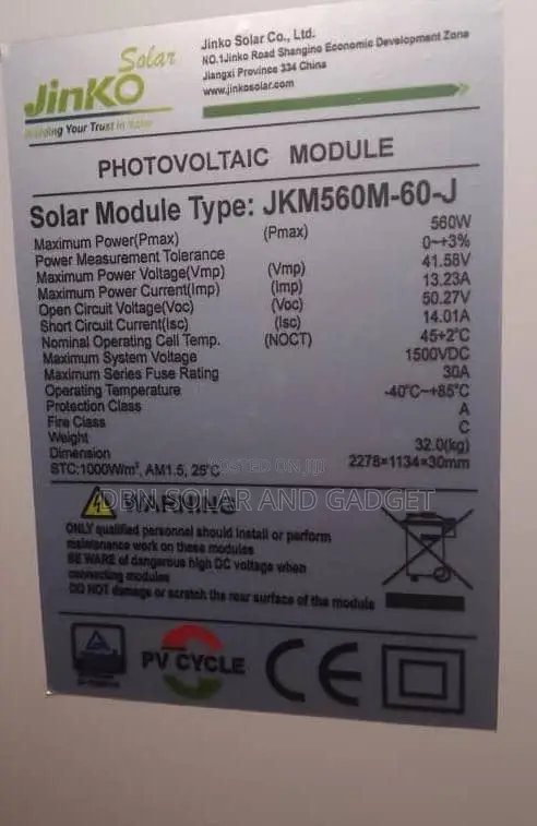 560w Jinko Solar Mono Panel Halfcut 120cell Very Good Quality
