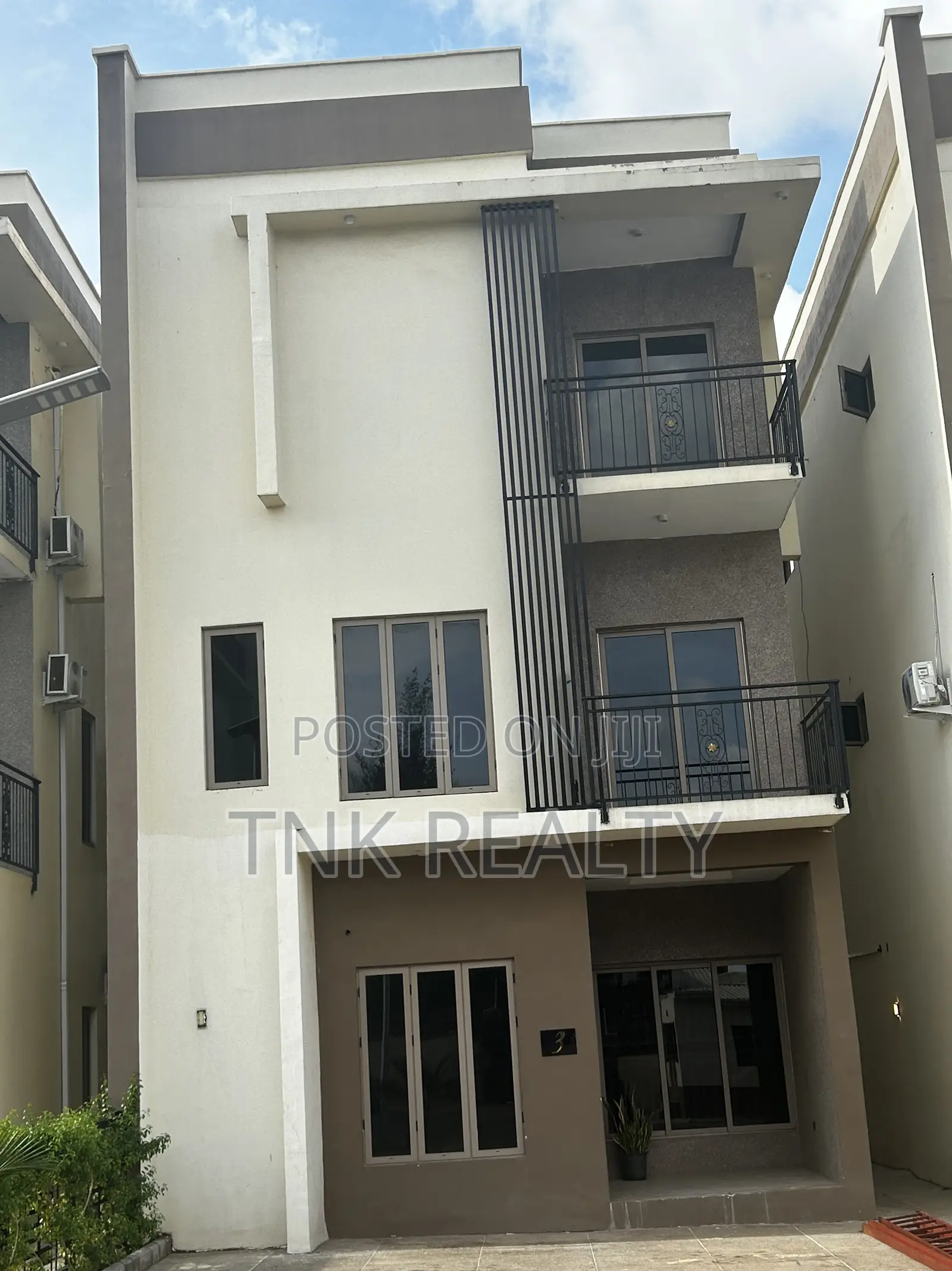 Furnished 5bdrm Duplex in Kado for rent