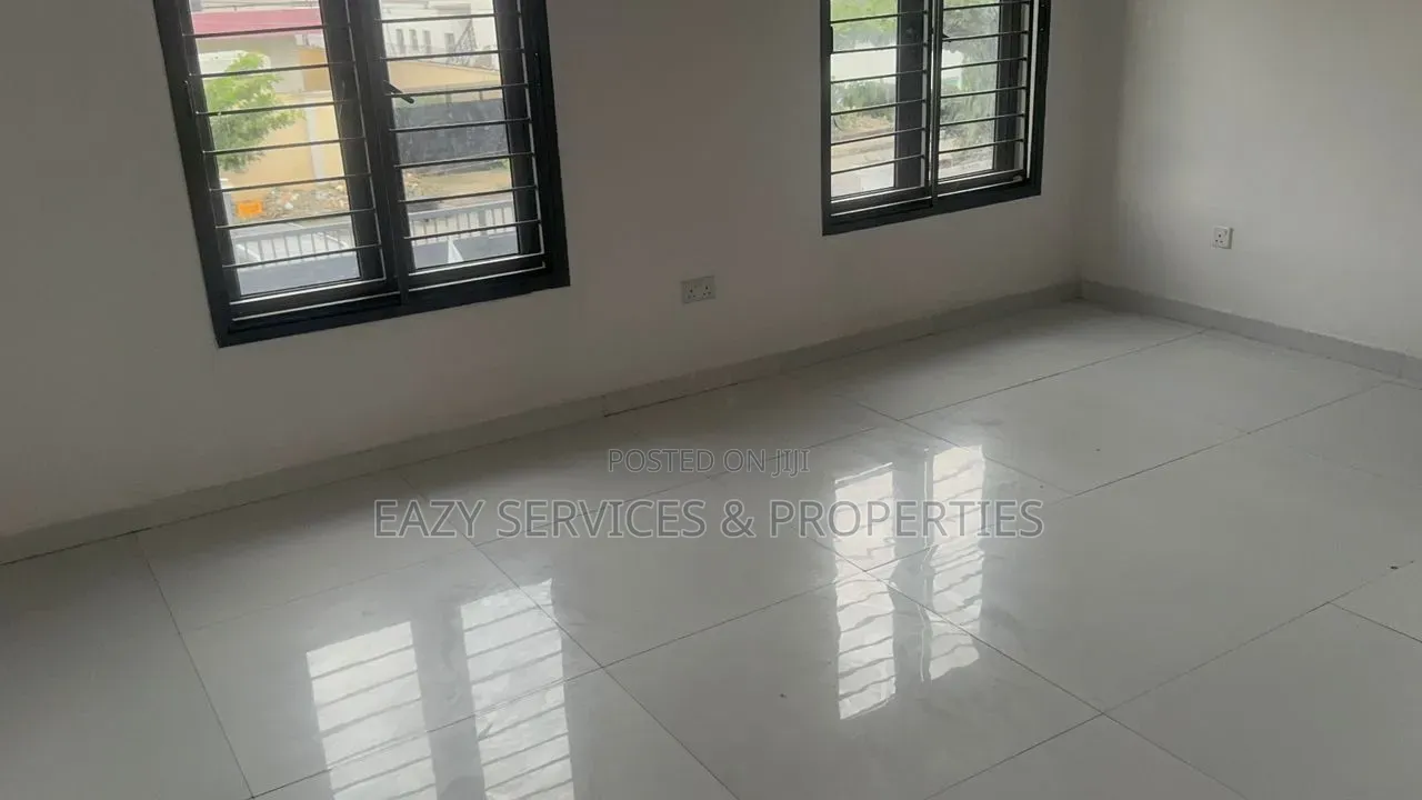 5bdrm Duplex in Lekki Phase One for rent